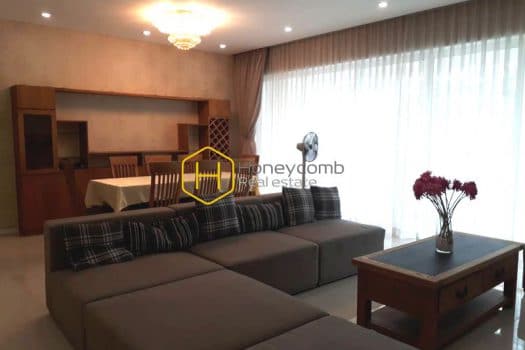 ES819 www.honeycomb 16 result Good view 3-beds apartment in The Estella for rent