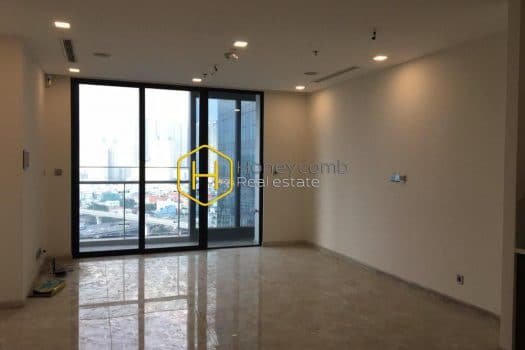 VGR126 1 result The unfurnished and spacious 2 bedroom-apartment with nice view in Vinhomes Golden River