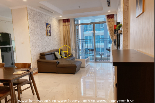 VH69 www.honeycomb.vn 4 result Adorable fully featured 2 bedrooms in Vinhomes Central Park