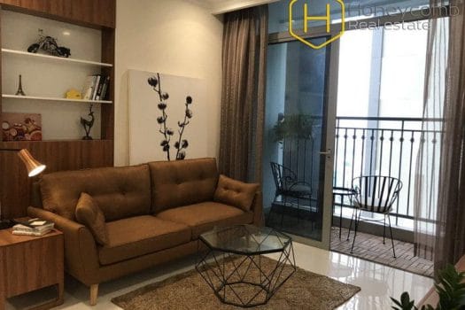 VINHOMES VH98 L4 2403 a result Great!!! 2 bedroom apartment in Vinhomes Central Park