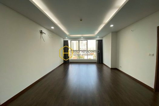 TDP B 0706 1 result Don't wait anymore This sun-filled and spacious 3 bed-apartment without furniture is very hot at Thao Dien Pearl