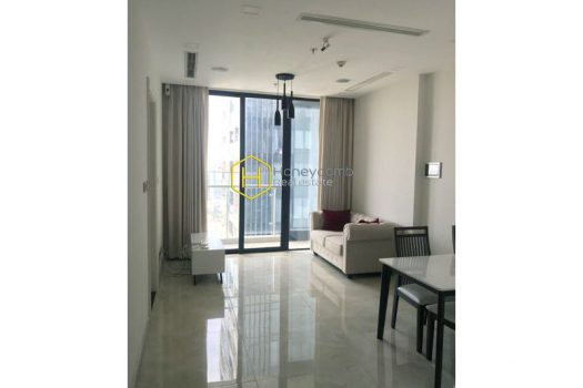 VGR170 www.honeycomb.vn 8 result The 2 bed-apartment with neutral colour will give you the warmth at Vinhomes Golden River