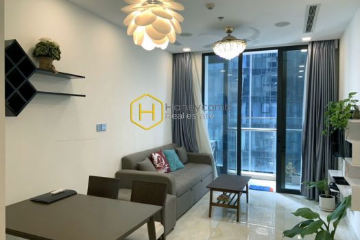 VGR198 www.honeycomb 2 result Urban Chic style apartment in Vinhomes Golden River – Beautiful Modern and Convenient