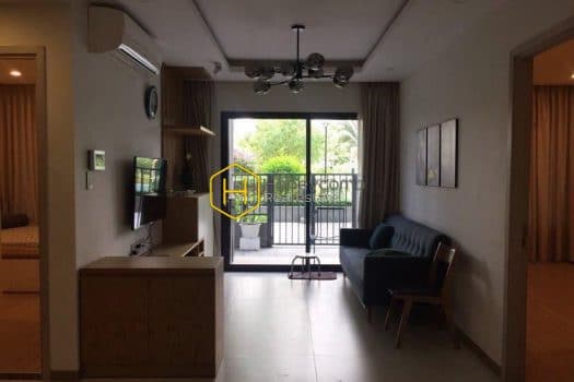 NC69 www.honeycomb.vn 8 result New City apartment for lease – Open living space. Simple wooden furniture. Nice view