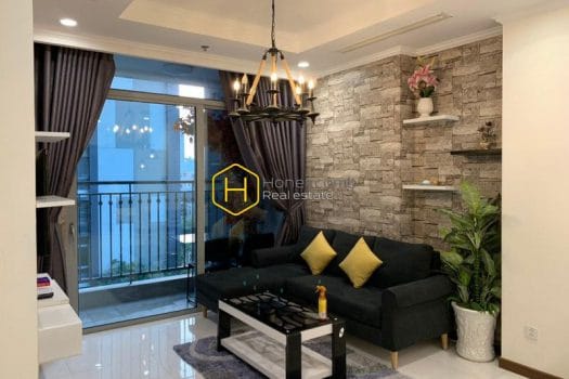 VH498 www.honeycomb.vn 1 result Spotless apartment with modern style in Vinhomes Central Park for lease