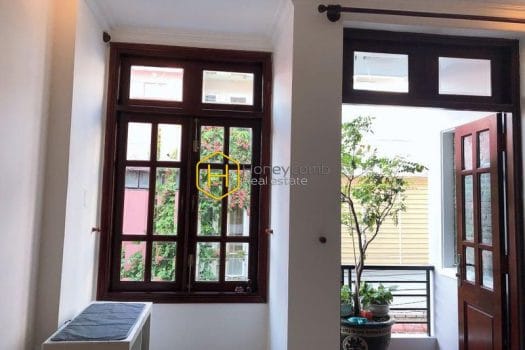 2V117 www.honeycomb.vn 6 result 1 Convenient and spacious villa for rent in the vicinity of District 2