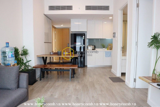 GW166 www.honeycomb.vn 6 result The Gateway apartment : wooden furniture and vintage style