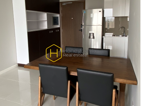 Minimalist and subtle style apartment for lease in Masteri An Phu