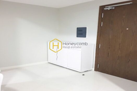 Well-designed apartment with simple layout in Master An Phu for rent