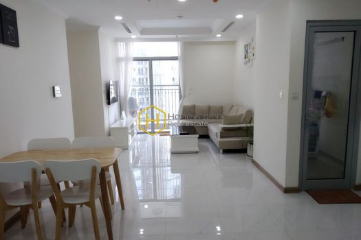 VH542 www.honeycomb 3 result Glamorous apartment in Vinhomes Central Park for rent