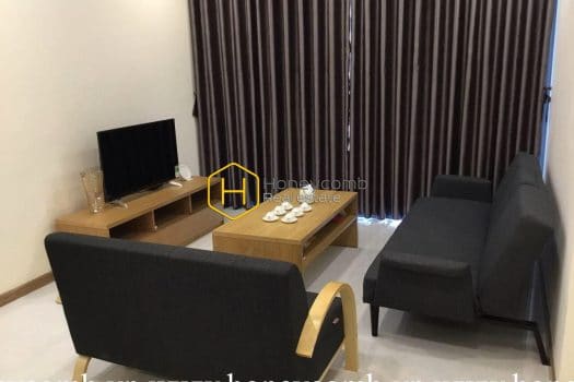 VH643 www.honeycomb 7 result Simplified design apartment with wooden interior for rent in Vinhomes Central Park