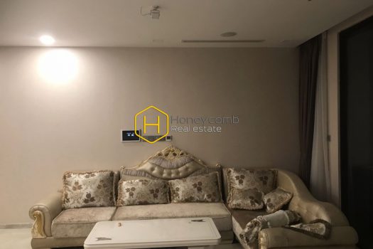 d02135648d6777392e76 result Feel the elegance right in this superb apartment for rent in Vinhomes Golden River