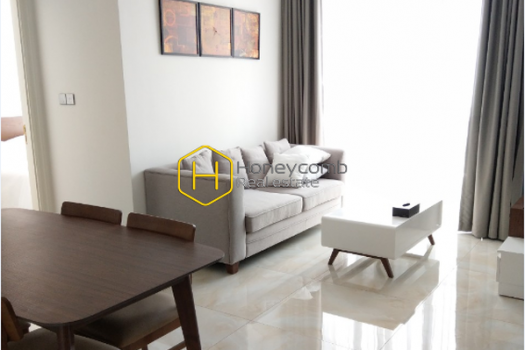 VGR300 www.honeycomb.vn 1 result Be ready to fall in love with this pure-white theme apartment in Vinhomes Golden River