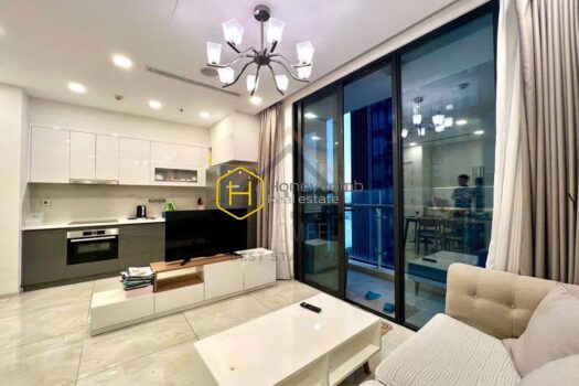 VGR66280 5 result Fully-furnished apartment with modern design for rent in Vinhomes Golden River