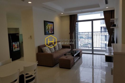 VH760 www.honeycomb 3 result This one has it all! Highly convenient apartment in Vinhomes Central Park for rent