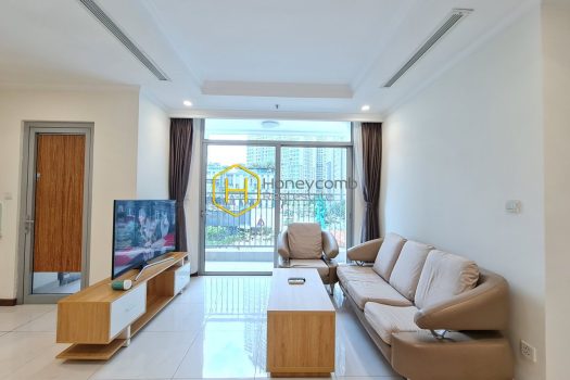 VH L5 0209 3 result Stunning full-furnished Vinhomes Central Park apartment with pure white layouts for rent