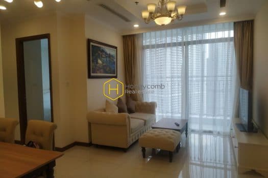 VH827 www.honeycomb 6 result Feel the convenience right in this fully-furnished apartment for rent in Vinhomes Central Park