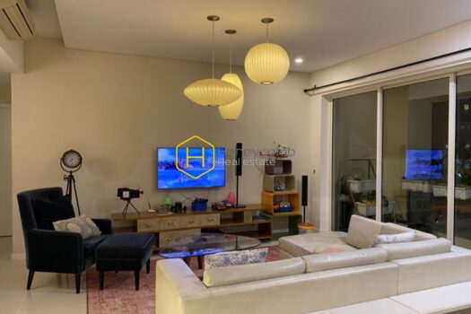 ES77564 4 result You will be fascinated by the extraordinary design of this wonderful apartment in The Estella