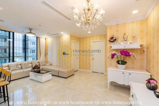 VGR251 www.honeycomb 7 result Royal layouts with charming design apartment for lease in Vinhomes Golden River