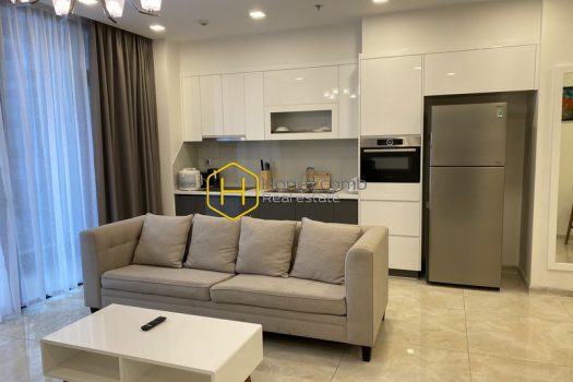 VGR367 www.honeycomb 1 result Vinhomes Golden River 's most wanted apartment – Elegance right here !