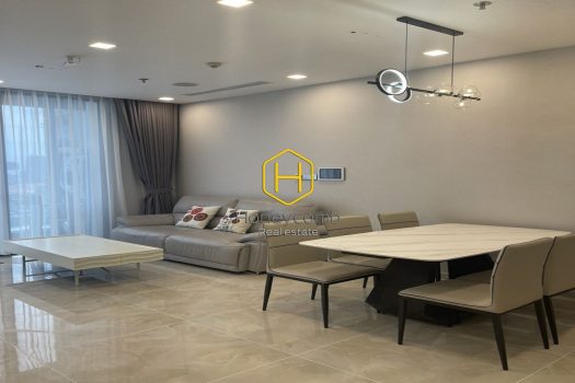 VGR77521 7 result Let take a look at this apartment in Vinhomes Golden River if you're seeking a gorgeous living space