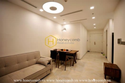 VGR96 www.honeycomb.vn 4 result This 2 bedrooms-apartment is spacious in Vinhomes Golden River