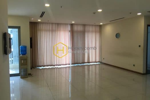 VH958 www.honeycomb 2 result Amazing right ? Such a spacious and sun-filled apartment in Vinhomes Central Park for rent !