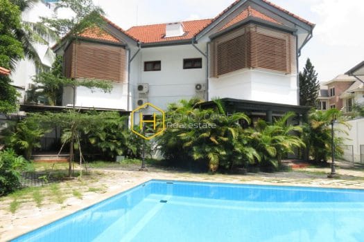 2V202 www.honeycomb 5 result Gorgerous villa with fully amenities interfuse with airy garden and swimming pool in District 2