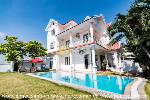 2V297 www.honeycomb 8 result Explore a luxurious life in this deluxe villa with full amenities and conviniences in District 2