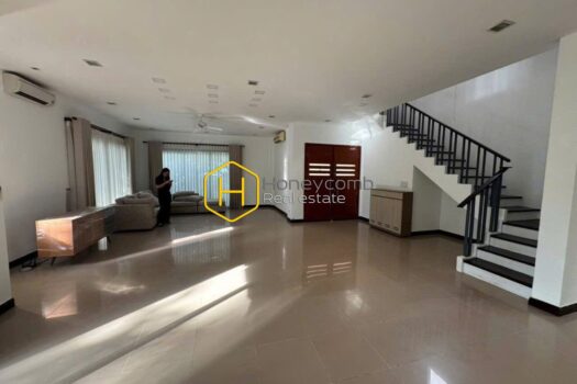 2V82913 1 Well organized design villa with gorgerous space and basic amenities in District 2