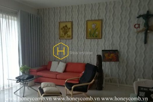 ES935 www.honeycomb 14 result An artist apartment with warm hue interiors and lovely balcony in Estella