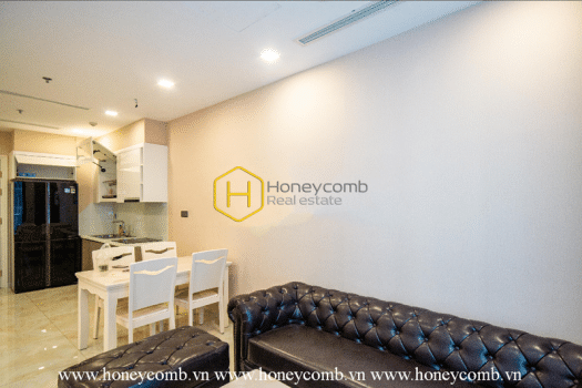 VGR423 www.honeycomb 1 result Cool view – Classy apartment with royal inspiration in Vinhomes Golden River