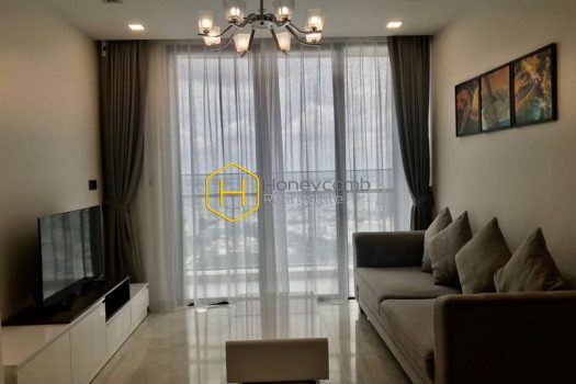 VGR424 www.honeycomb 1 result Simplified furnish apartment with cozy living space and enchanting view in Vinhomes Golden River