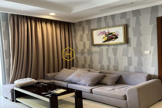 VH80675 C2 2205 3 Elegant wooden furnished apartment with warm tone layout in Vinhomes Central Park