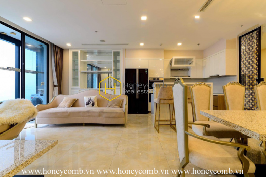 VGR437 www.honeycomb 5 result What a fascinating design ! Don't pass this beautiful apartment in Vinhomes Golden River