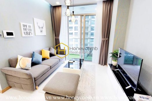 VH1129 www.honeycomb 1 result Well - lit and elegant apartment in Vinhomes Central Park for rent