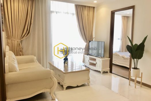 VH1132 www.honeycomb 4 result A sophisticated apartment with Neo-classical style in Vinhomes Central Park