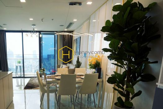 VGR490 13 result Embracing Ho Chi Minh City in this superior 2-bedroom appartment for rent with Vinhomes Golden River