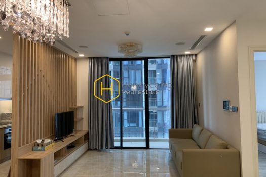 VGR542 1 result Distinctive apartment in Vinhomes Golden River for special tenants