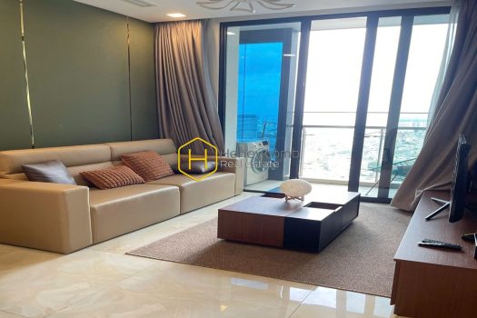 VGR96625 1 result Located in Vinhomes Golden River, this apartment has all the advantage of the area