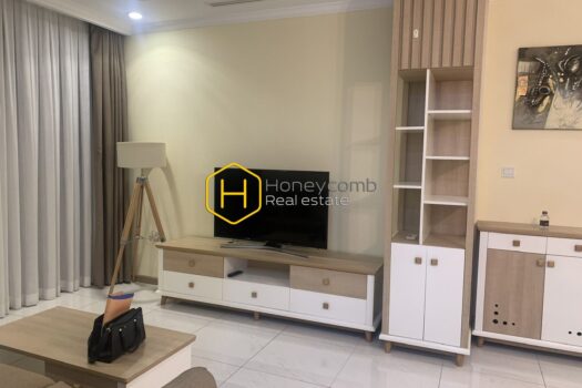 z6585051495116 2a9aed14a8bdafb7adb2c9d11d5a8689 result Magnificent design with logic arrangement in Vinhomes Central Park apartment