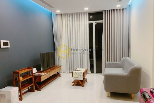 VH1487 1 result Warm vibe spreading over this Vinhomes Central Park apartment