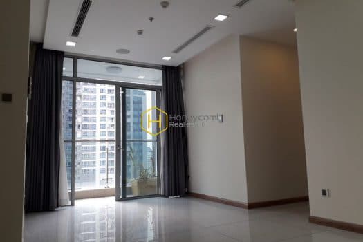 VH1609 3 result An unfurnished apartment with prime position is available now in Vinhomes Central Park