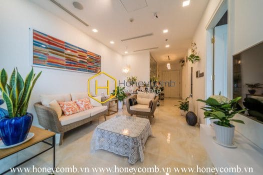 VGR66 7 result The 2 bedrooms-apartment with Tropical style is so fresh in Vinhomes Golden River