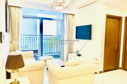 VH1669 2 result A neoclassical apartment with sophisticated furniture in Vinhomes Central Park