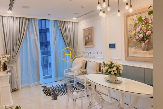 VGR118321 1 result Nothing is wonderful than starting a new day in this Queen Anne-style apartment for rent in Vinhomes Golden River