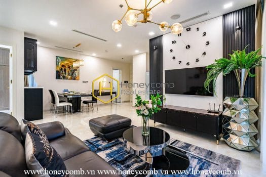 VGR63 1 result The 2 bedrooms-apartment is extremely impressive in Vinhomes Golden River