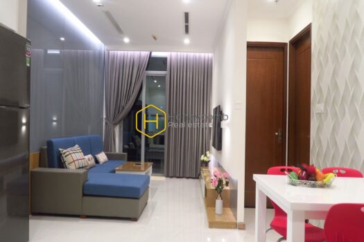 VH123550 3 result High-end apartment in Vinhomes Central Park with elegant color tones