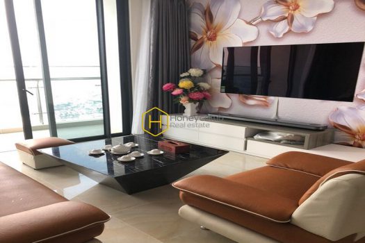 VGR 5 result A chic apartment with brilliant accent wall corners in Vinhomes Golden River is now for rent