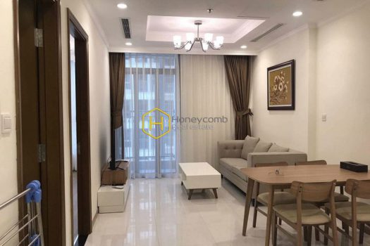 VHCP 1 High-end apartment in Vinhomes Central Park with elegant color tones